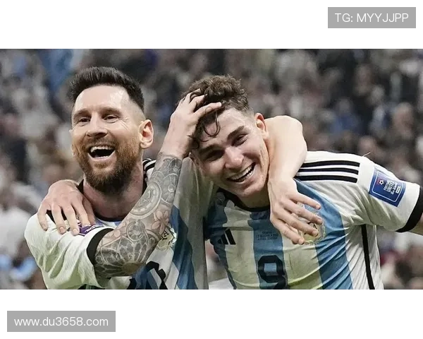 阿尔瓦雷斯盛赞第二球团队配合 阿尔瓦雷斯盛赞第二球团队配合