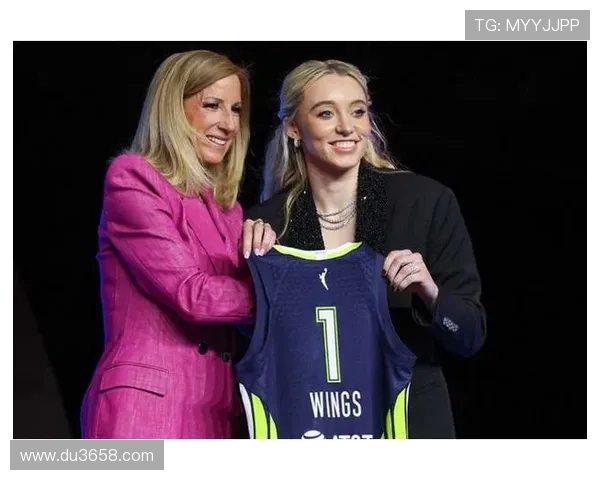 达拉斯逆袭夺状元 福德领衔女篮新霸主 达拉斯逆袭夺状元 福德领衔女篮新霸主